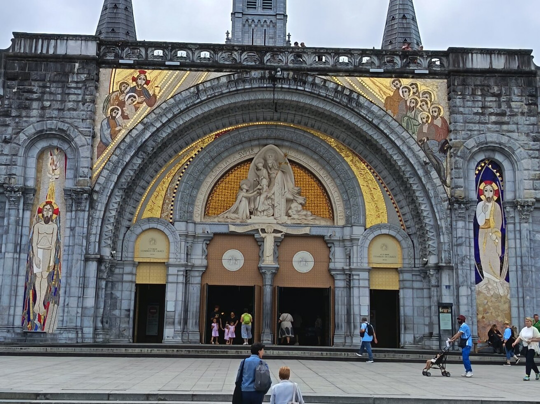 Basilique Notre-Dame du Rosaire-卢尔德必去景点