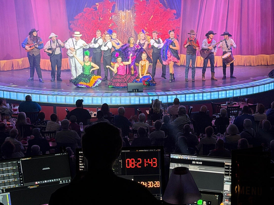 Sneaky Pete's Wild West Dinner Show-威斯康星峡谷必去景点