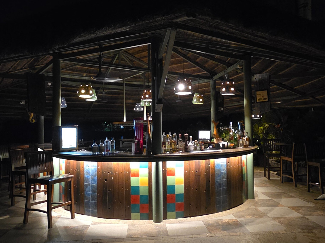 贝莱萨海滨酒店主图