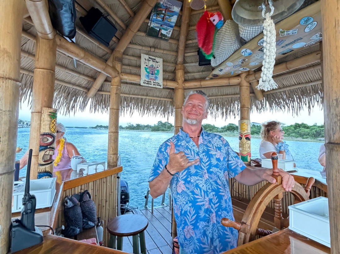 Cruisin' Tikis Holden Beach-Holden Beach必去景点