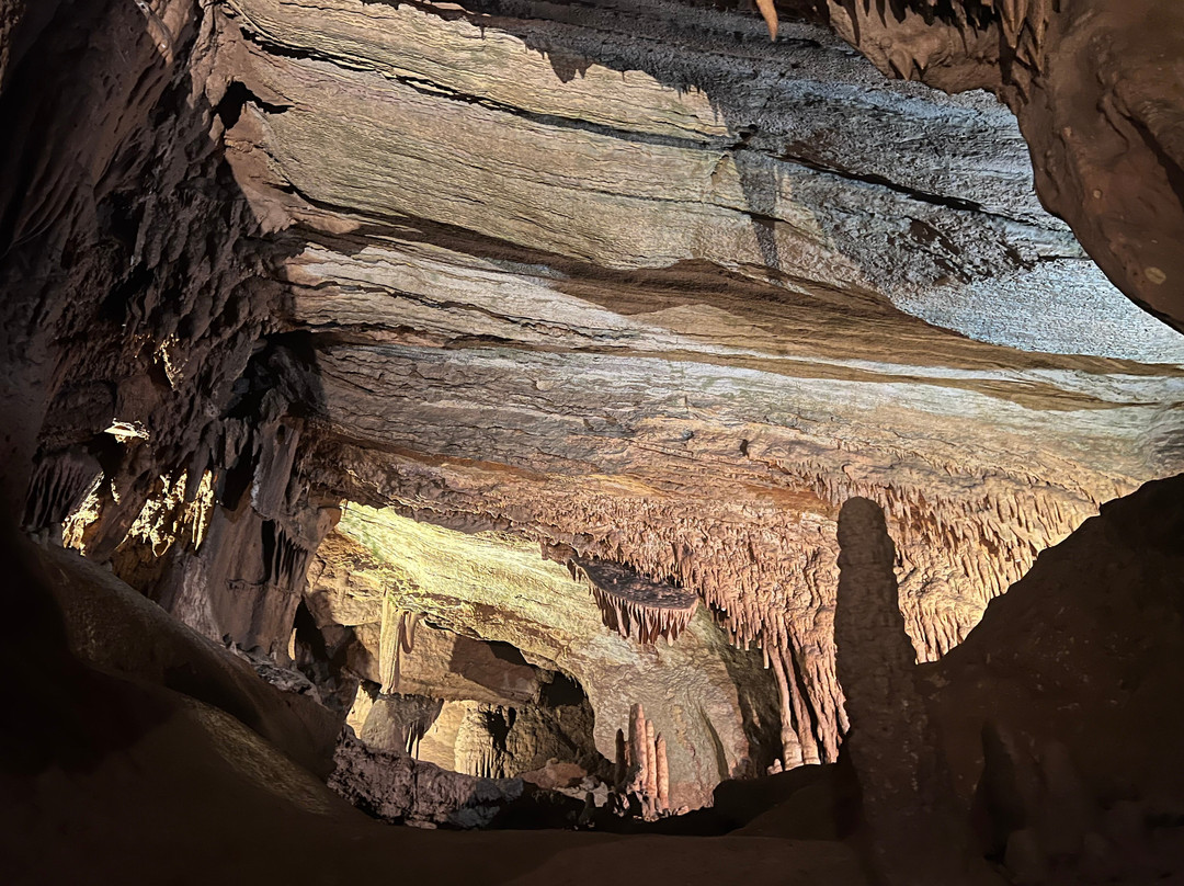 Grand Caverns-Grottoes必去景点