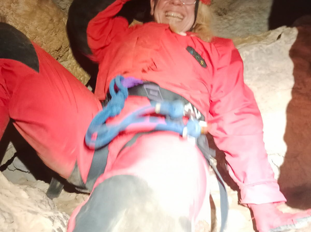 Bureau des Moniteurs d'Ardeche Meridionale-瓦隆蓬达尔克必去景点