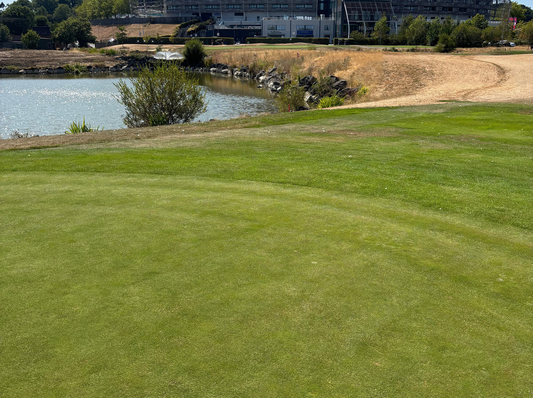 Boundary Lakes Golf Course-南安普敦必去景点