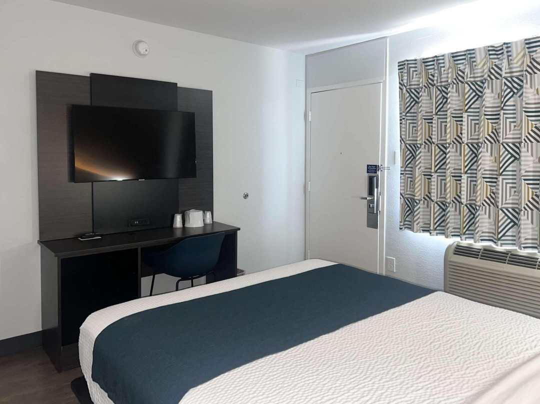 Corcoran酒店住宿-Motel 6 Tulare, CA