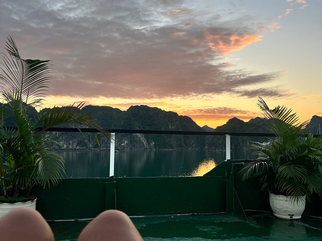 Cat Ba Smile Tours-卡巴必去景点