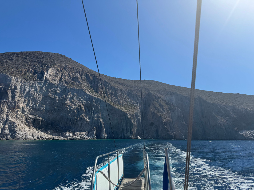 Sparos Daily Cruises-Pounta必去景点