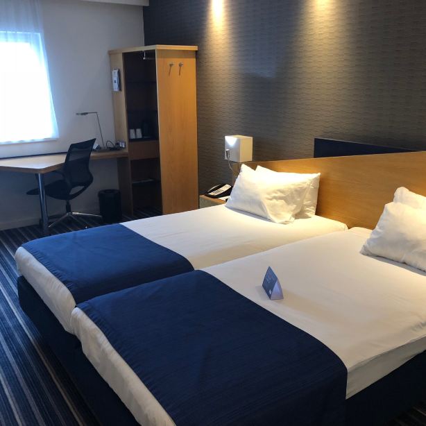 Holiday Inn Express 梅赫伦市中心-旅行者