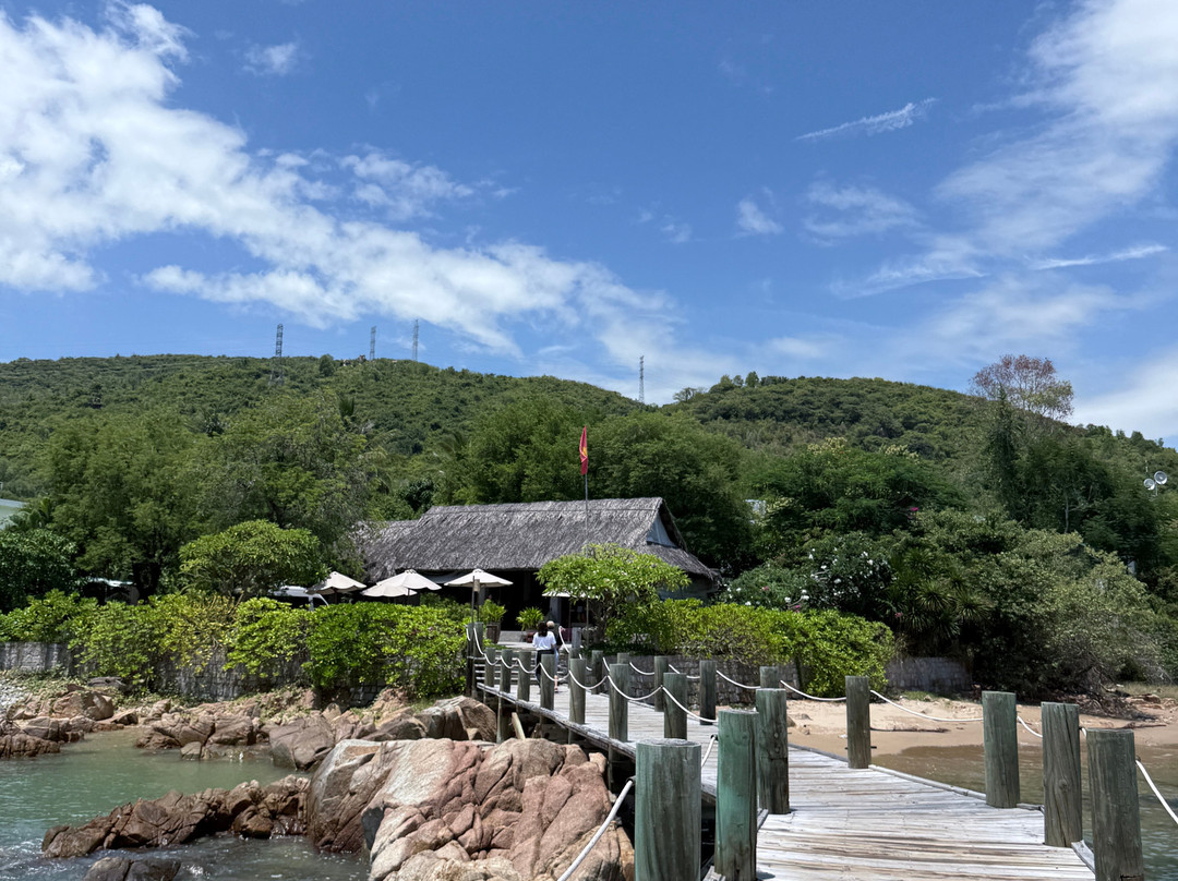 宁万湾阿尔雅酒店主图