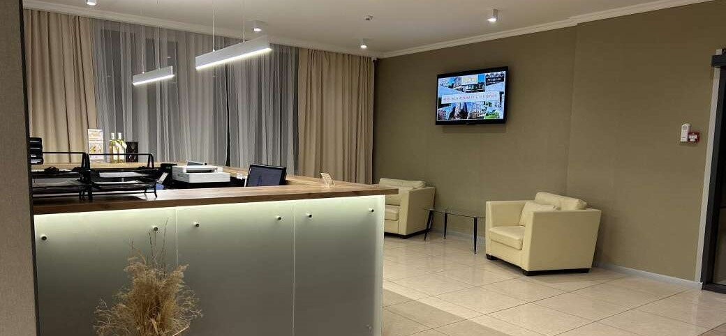 尼古拉耶夫瑞卡兹河酒店主图