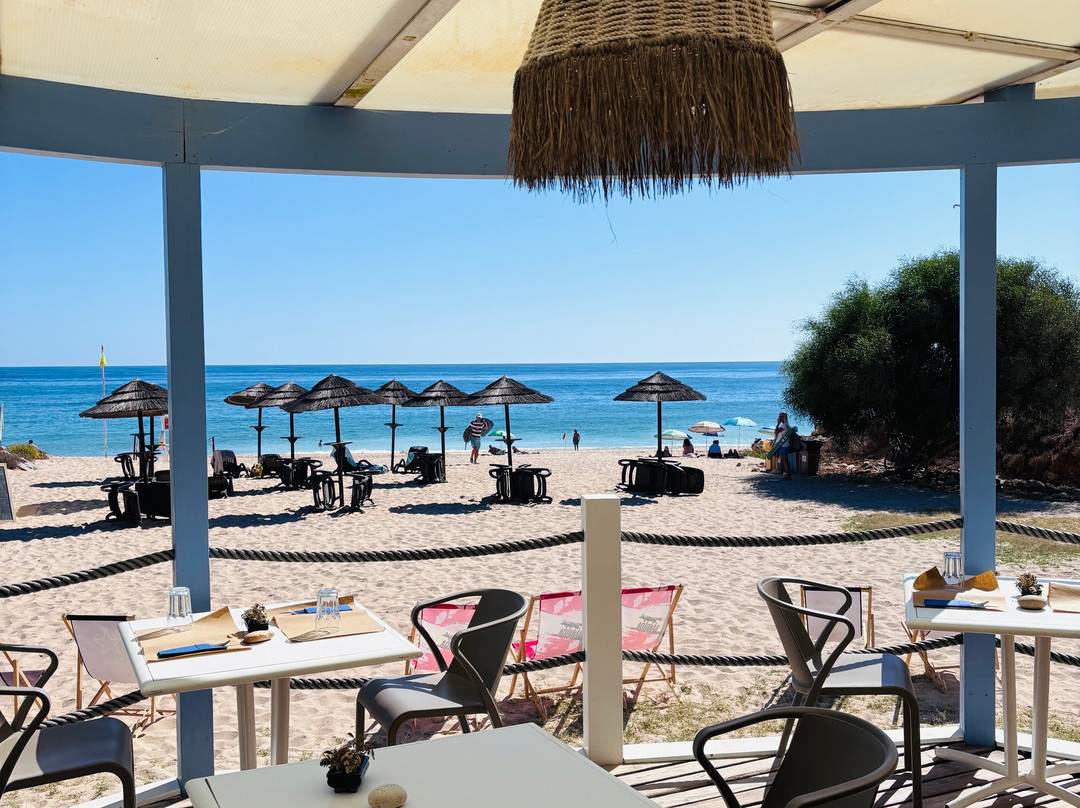 Praia Das Cabanas Velhas-Burgau必去景点