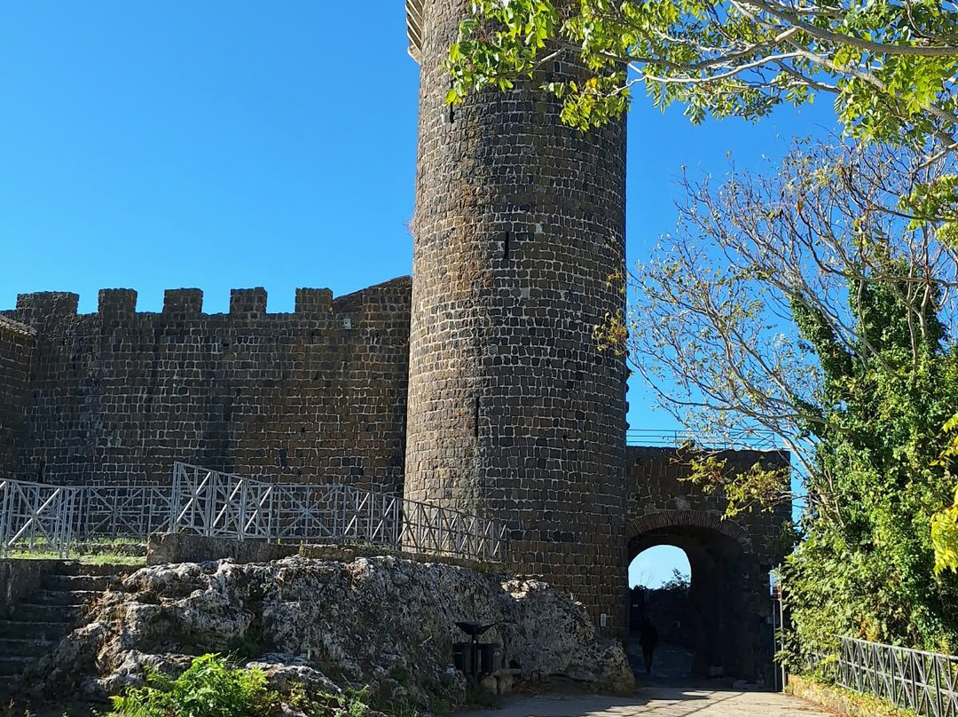 Ponte del Diavolo-Montalto di Castro必去景点