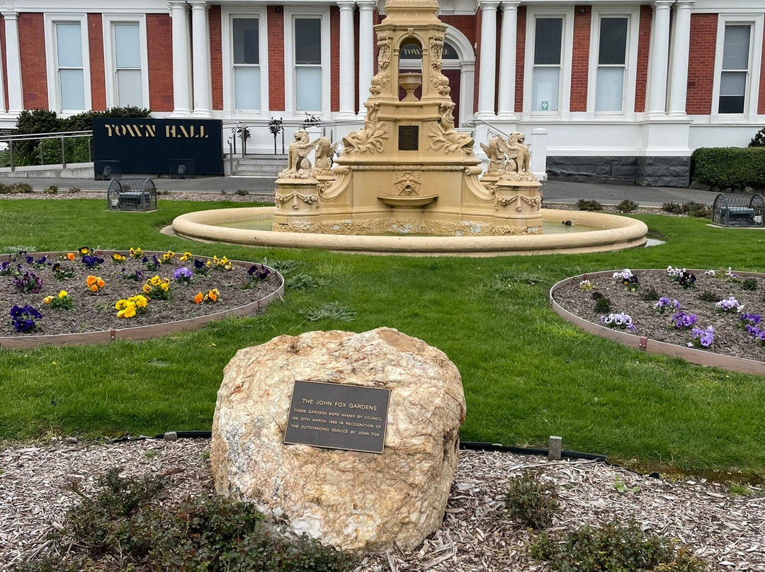 Ararat Boer War Memorial Fountain-亚拉拉特山必去景点