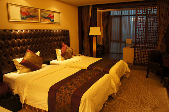 九华山庄贵宾楼大酒店主图