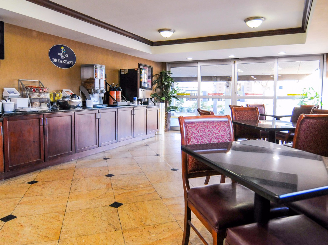 Sandersville酒店住宿-Heritage Inn