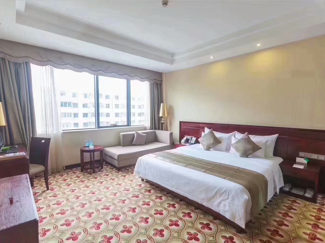 曼哈顿酒店 主图
