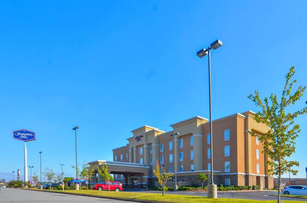 Hampton Inn Bryant-官方