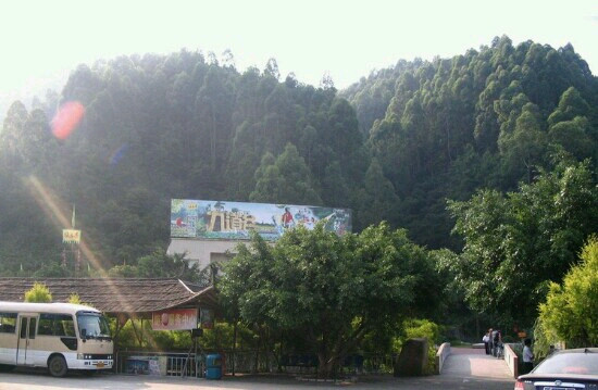 四会市旅游景点-三水九道谷