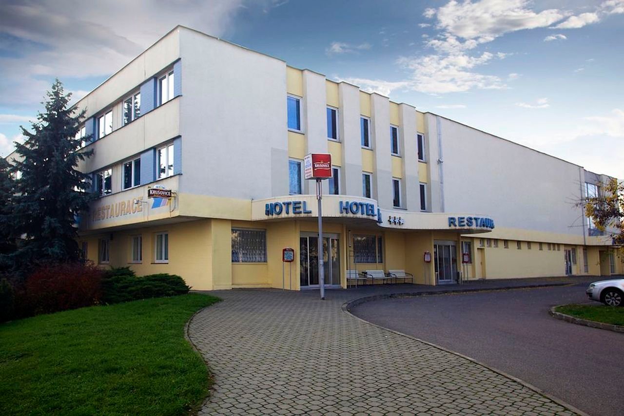 Hotel Happy Age-官方