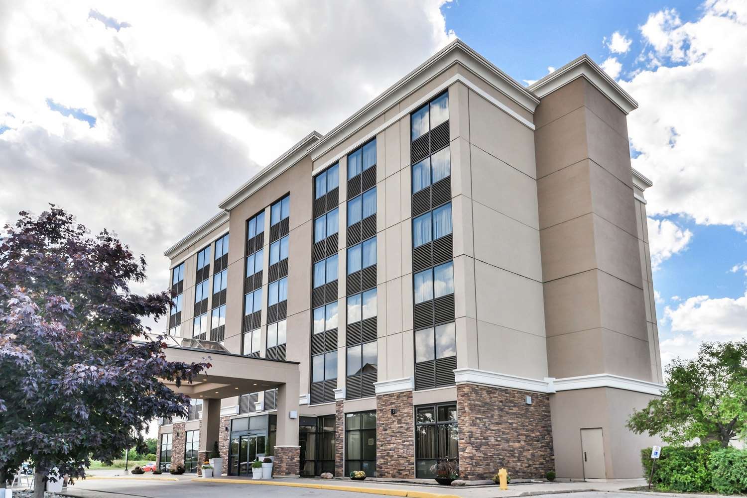 DoubleTree by Hilton Kitchener-官方