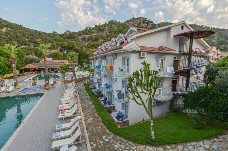 马杰斯酒店-官方