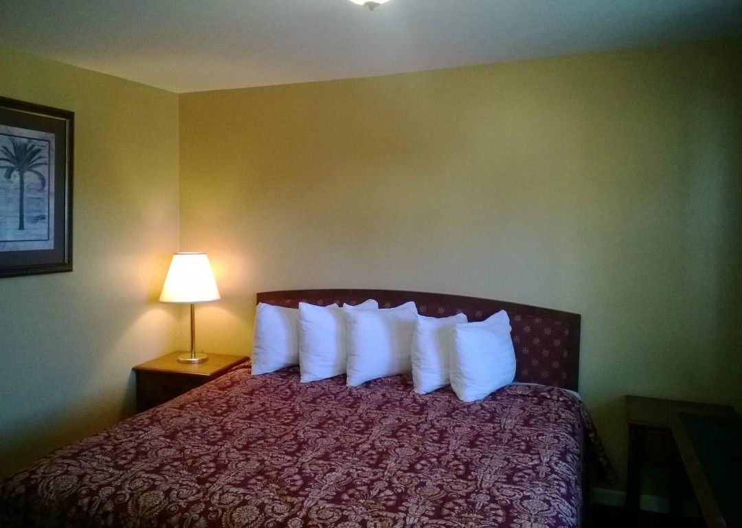 Maywood Park酒店住宿-Portland Value Inn