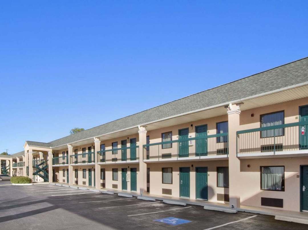 Days Inn by Wyndham Lexington主图