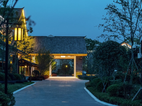 青城山尊酒店主图