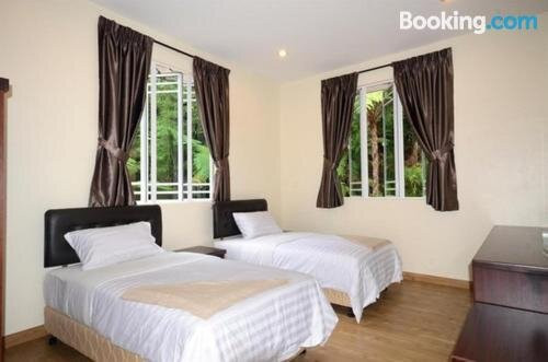 Hotel Eastern Cameron