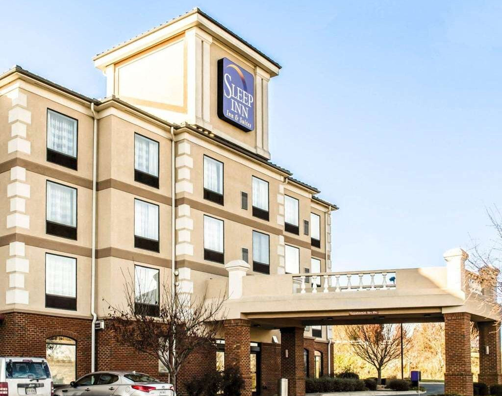 Sleep Inn & Suites Virginia Horse Center主图