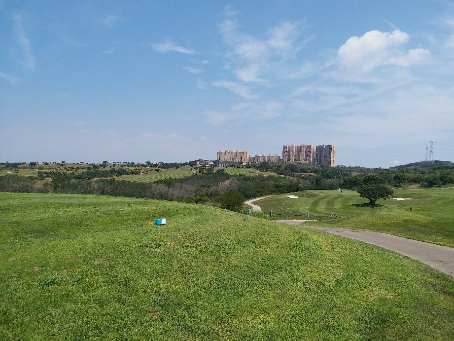 夏丽国际高尔夫俱乐部景点图片