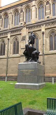 Captain Matthew Flinders Statue-墨尔本必去景点