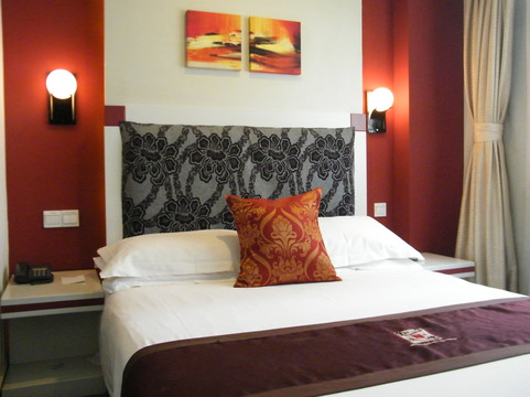 上海海友良品徐家汇宛平南路酒店主图