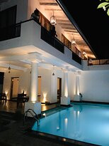 Temple Blick Villa主图