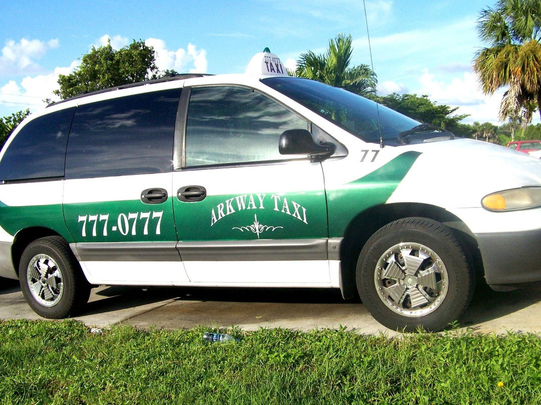 Arkway Taxi-那不勒斯必去景点