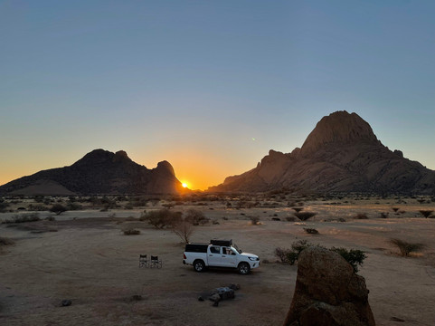 Savanna Car Hire-温德和克必去景点