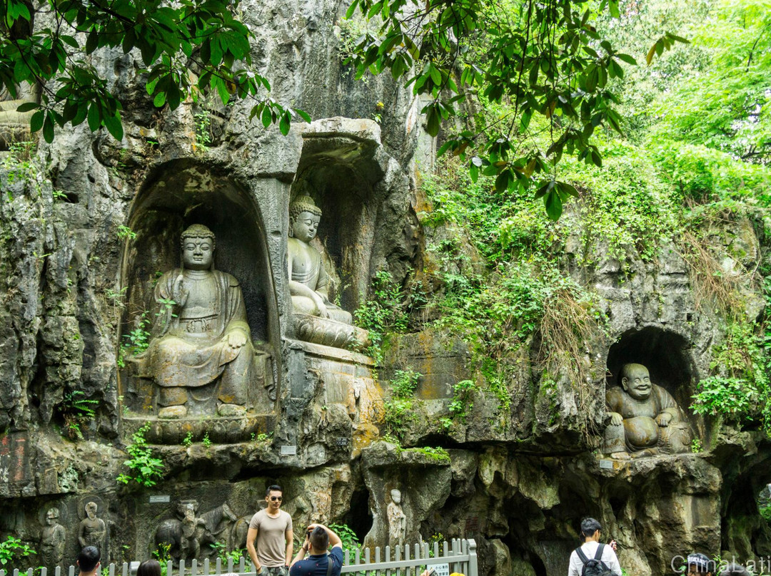 飞来峰景点图片