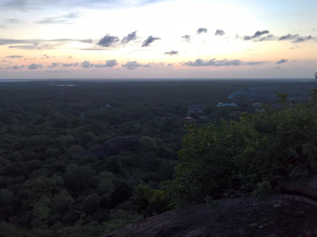 Rajagiri Kanda Caves景点图片