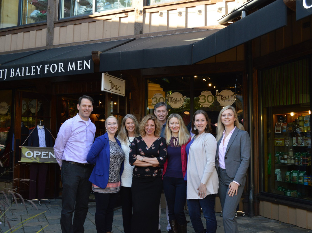 TJ Bailey's-海兰兹必去景点