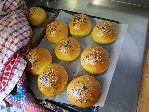 Pozzaglio ed Uniti餐馆和美食-Bar Al Ponte