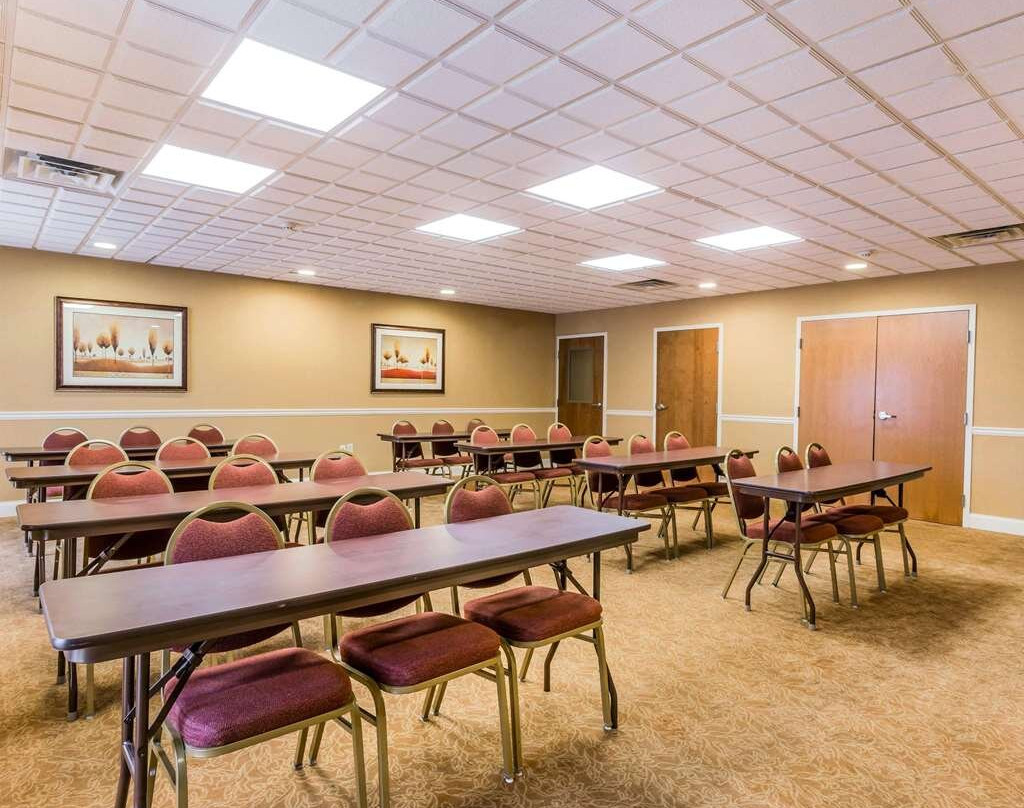 Comfort Suites主图