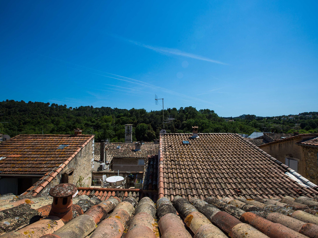 阿尔莫里酒店主图