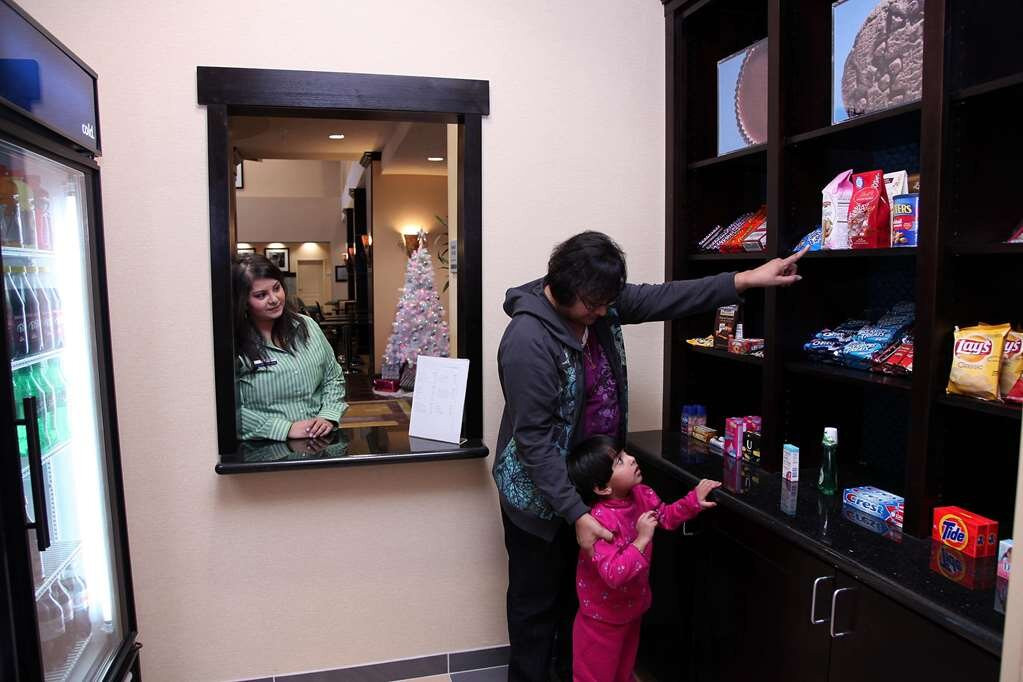 Hampton Inn & Suites Carlsbad主图