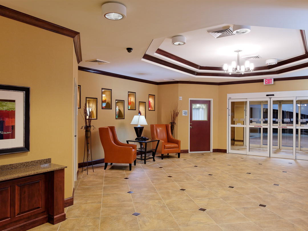 Holiday Inn Express & Suites Florence Northeast by IHG主图