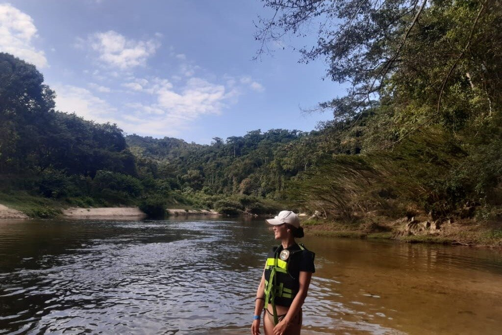 tubing por el rio palomino-帕洛米诺必去景点