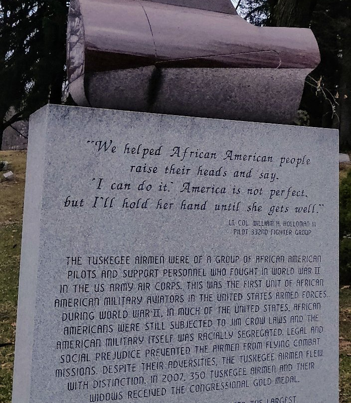 Tuskegee Airmen Memorial景点图片