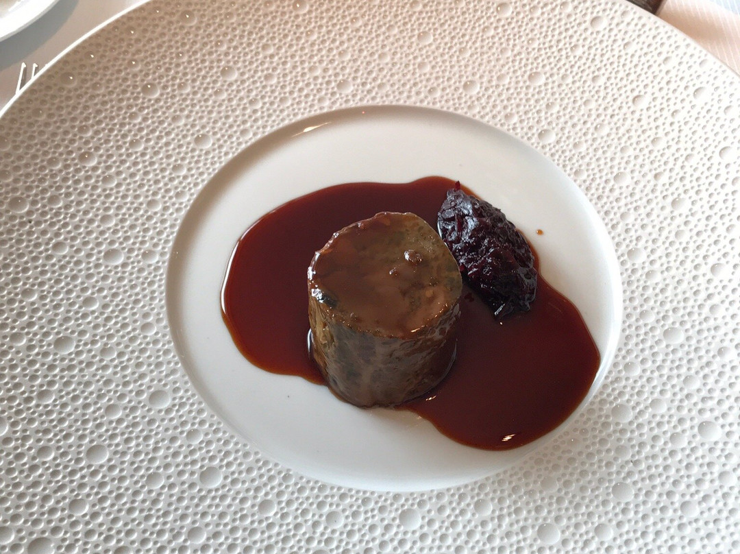 Origins by Adrien Descouls主图