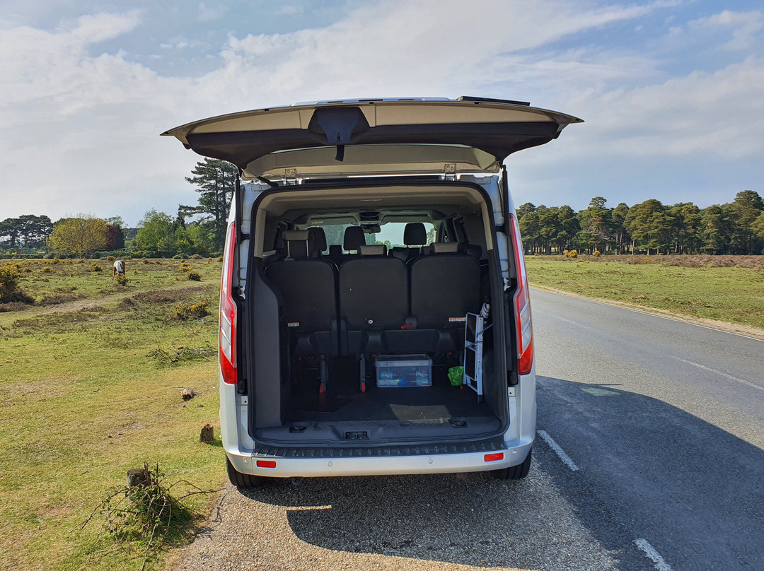 Galaxy Cars & Airport Transfers-伊斯特利必去景点