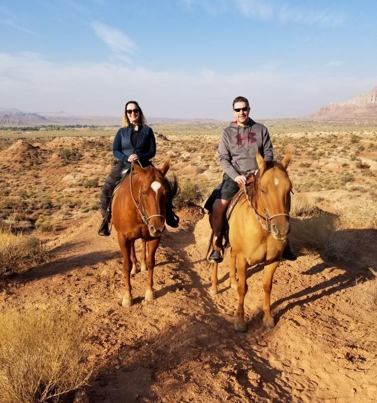 Shelleys Custom Horse Tours-Virgin必去景点