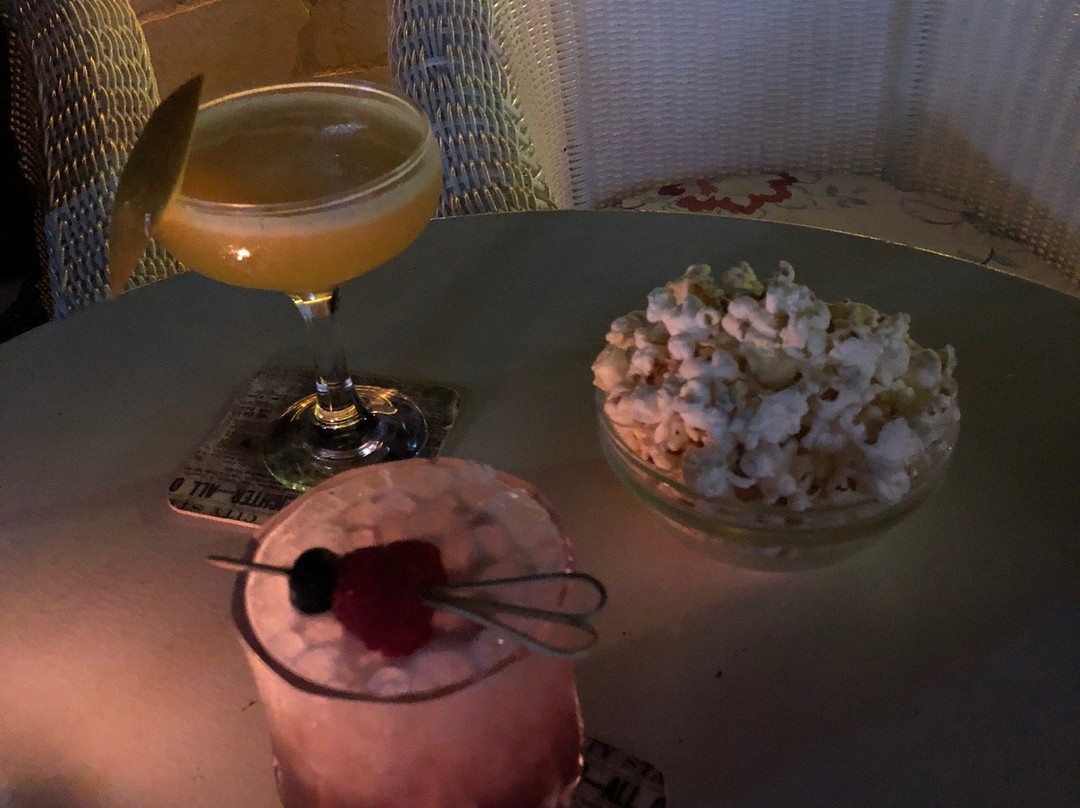 Sally's Bar-Skala必去景点