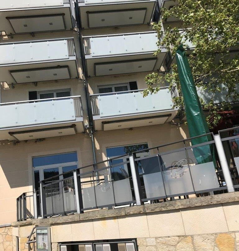 埃尔贝特酒店主图